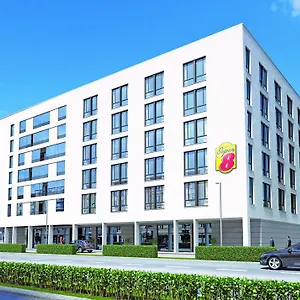 Super 8 By Wyndham West Germany